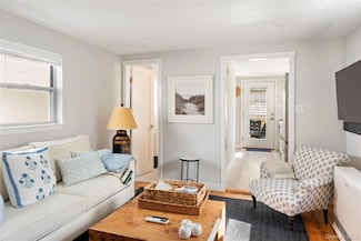 13 Tildean Ln, Bayville, NY 11709