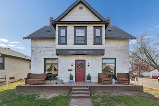 2566 18th Ave E, Saint Paul, MN 55109