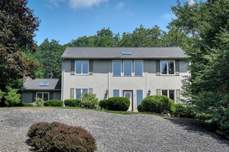 17 Mcneil Cir, Marlborough, MA 01752