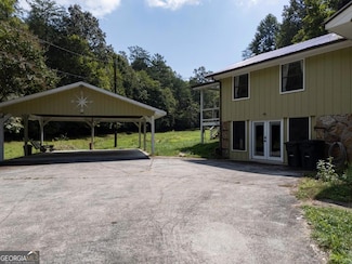 149 Spring St, Mineral Bluff, GA 30559