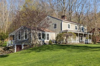 8 Blaze Hill Rd, Contoocook, NH 03229