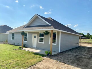 1508 W Tahlequah Ave, Sulphur, OK 73086