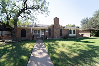 1033 Chriswood Dr, Abilene, TX 79601