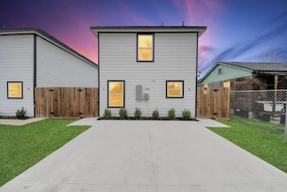 11610 Danford Ln, Houston, TX 77016