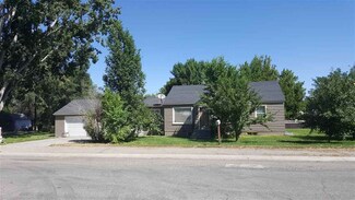 202 14th Ave W, Gooding, ID 83330