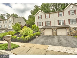 1518 Huron Dr, Reading, PA 19608