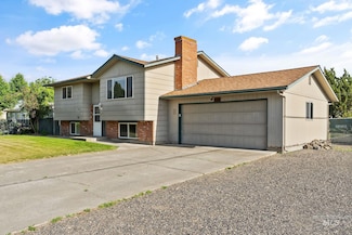 2045 11th Ave, Clarkston, WA 99403