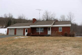 247 Lower Bailey Rd, Thetford Center, VT 05075