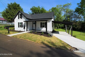 2740 Nichols Ave, Knoxville, TN 37917