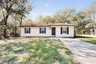 4602 4th St, Greenville, TX 75401