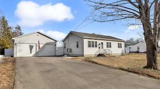 333 Pearl St, Bangor, ME 04401