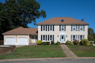 4 Icehouse Ln, Rockland, MA 02370