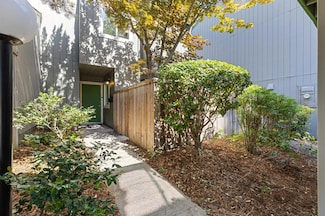 5245 Lake Knoll Ln, Fair Oaks, CA 95628