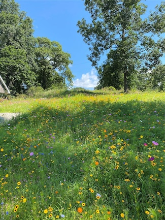 12 Powers Ln, Saugerties, NY 12477