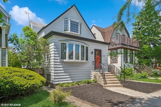 4212 N Central Park Ave, Chicago, IL 60618