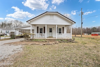 515 Raines Springs Rd, Jackson, TN 38301