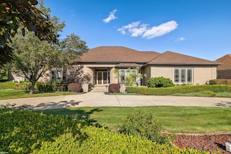 37444 Alpinia Ln, Clinton Township, MI 48036