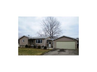 16671 Mumford Rd, Burton, OH 44021
