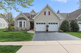 11 Marbella Ct, Trenton, NJ 08691