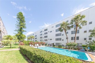 5521 80th St N Unit 106, Saint Petersburg, FL 33709