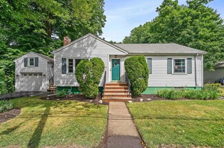 45 Summit St, Hyde Park, MA 02136