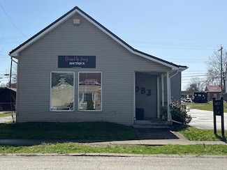 206 E 2nd St, Waverly, OH 45690