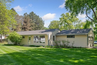 14307 Bellevue Dr, Minnetonka, MN 55345
