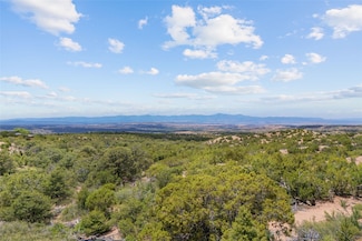 47 Pacheco Meadow Ln, Santa Fe, NM 87506