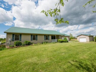 16588 Aberdeen Rd, Cross Plains, IN 47017