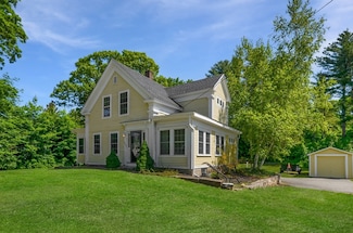 222 N Main St, Whitinsville, MA 01588