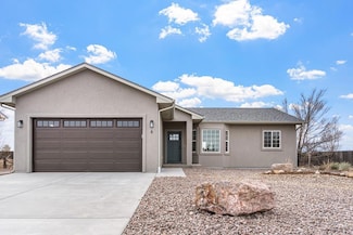 6 E Cellini Dr, Pueblo West, CO 81007