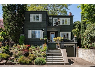 7533 S Corbett Ave, Portland, OR 97219