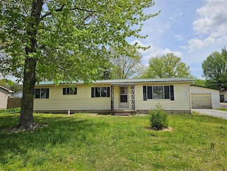 700 N James St, Sparta, IL 62286
