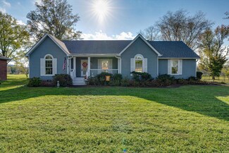 438 Valleybrook Rd, Hixson, TN 37343