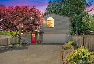 2715 Garfield Ave SE, Port Orchard, WA 98366