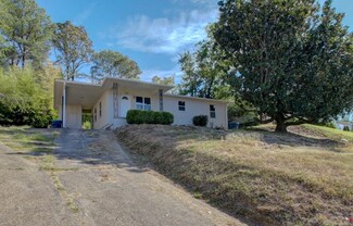 7024 Hillwood Rd, Little Rock, AR 72207