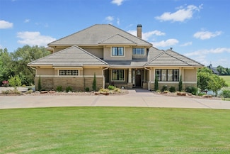 2422 Blackstone Ct, Bartlesville, OK 74006