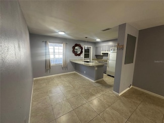 4507 9th St W Unit 8, Bradenton, FL 34207
