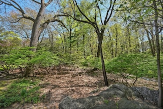 36 Rayfield Rd, Westport, CT 06880