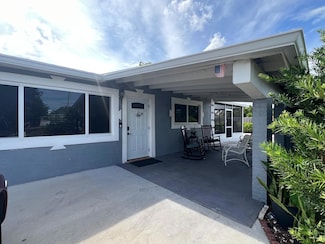 2019 W Carrol Cir, West Palm Beach, FL 33415