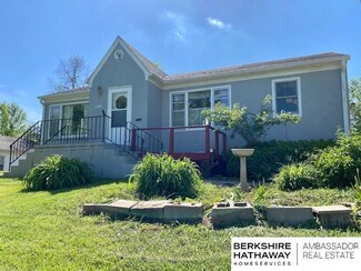 2100 S 60th St, Omaha, NE 68106