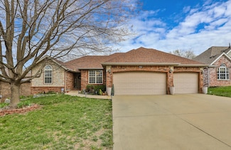 3223 W Melbourne St, Springfield, MO 65810