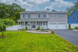 210 Naismith St, Springfield, MA 01104