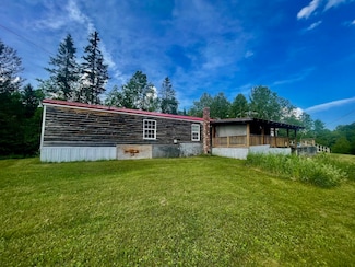76 Potter Rd, Stark, NH 03582