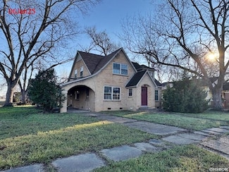 410 N 3rd St, Mc Gehee, AR 71654