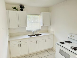 201 NW 77th St Unit 1, Miami, FL 33150