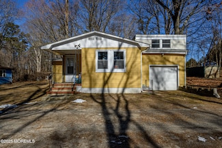 318 Fdr Place, Jackson, NJ 08527