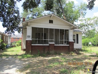 325 King St, Selma, AL 36701