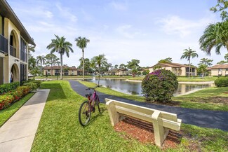 213 Pine Hov Cir Unit B-1, Greenacres, FL 33463