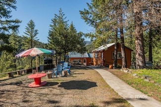 8341 E Side Rd, Trinity Center, CA 96091